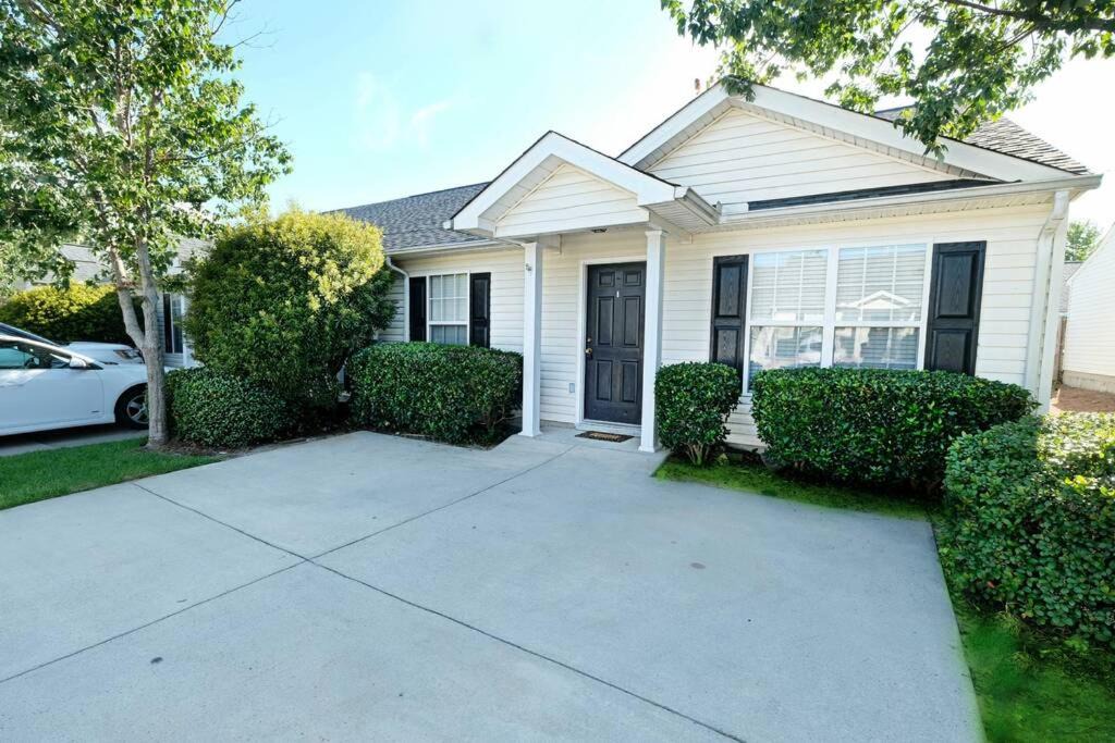 Photo of Others in Martinez