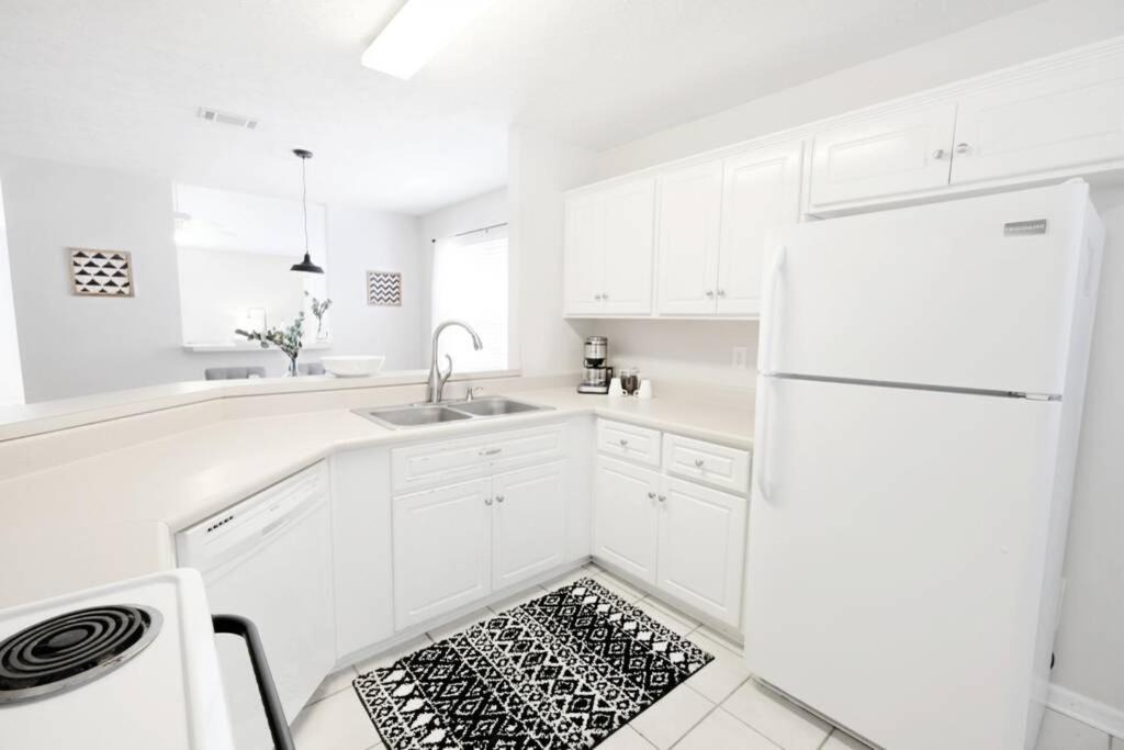 Photo of Others in Martinez