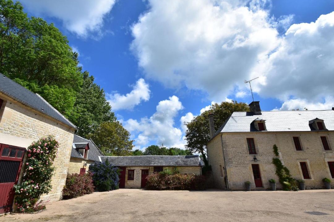 Photo of Others in Lantheuil