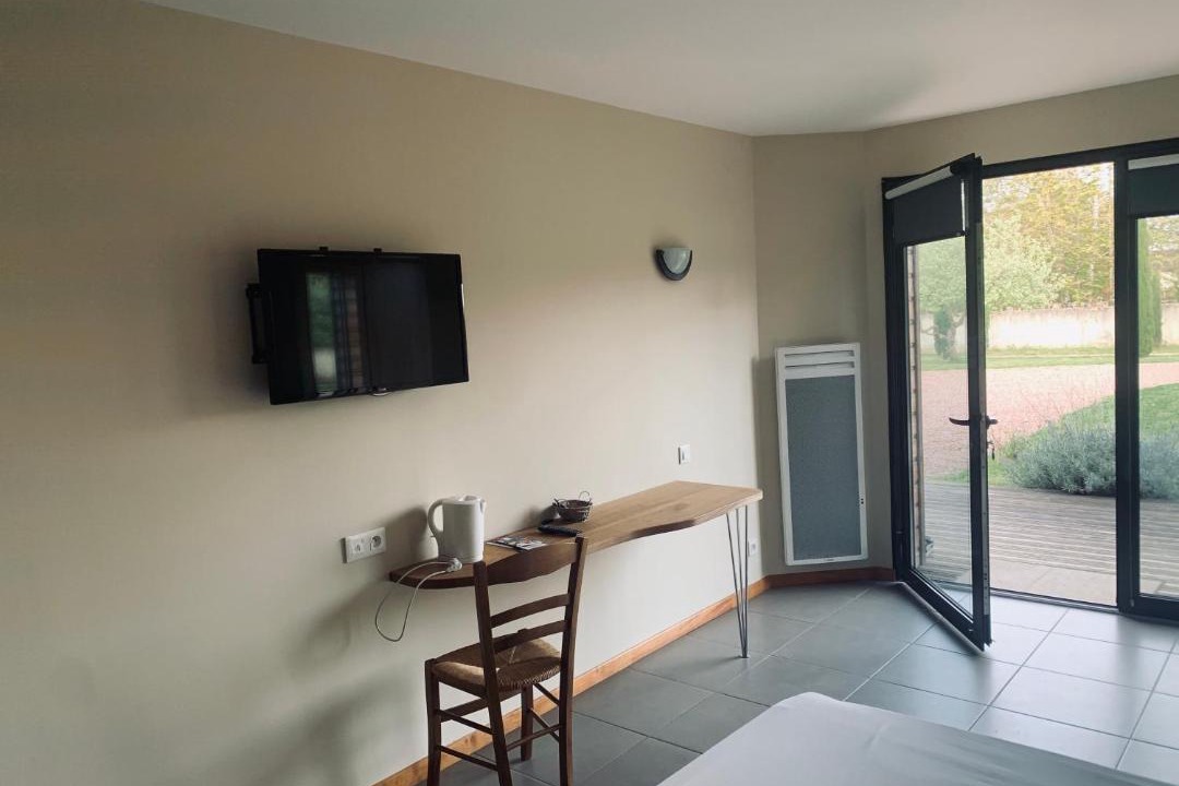 Photo of Others in Saint-Parize-le-Chatel