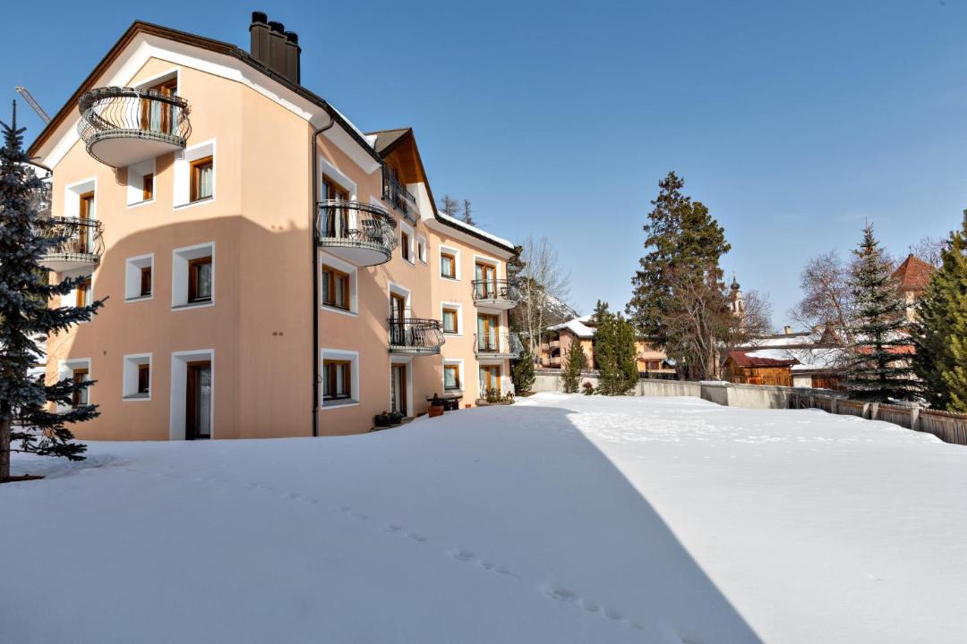 Photo of Others in Samedan