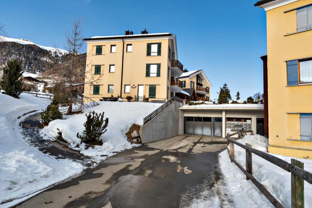 Photo of Others in Samedan