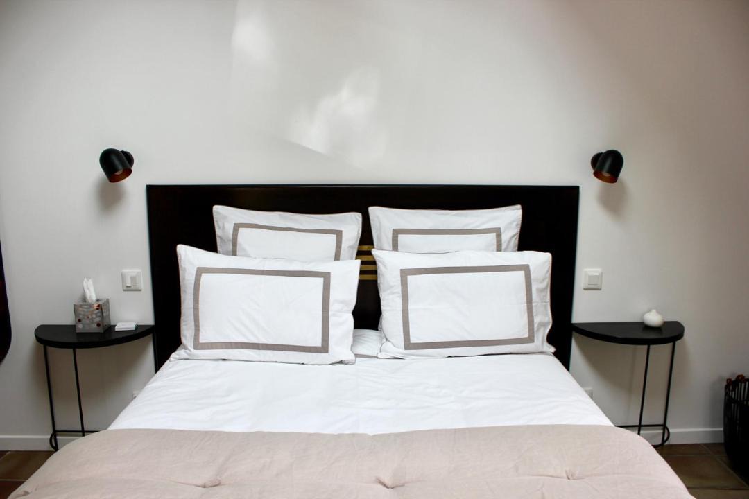 Photo of Others in Croth