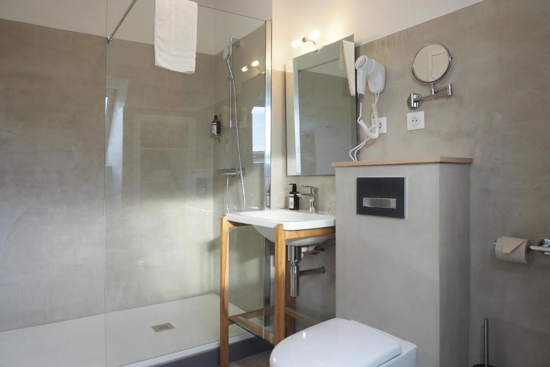 Photo of Others in Ushant