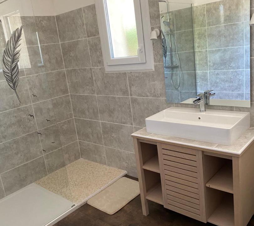 Photo of Bathroom in Montmirail