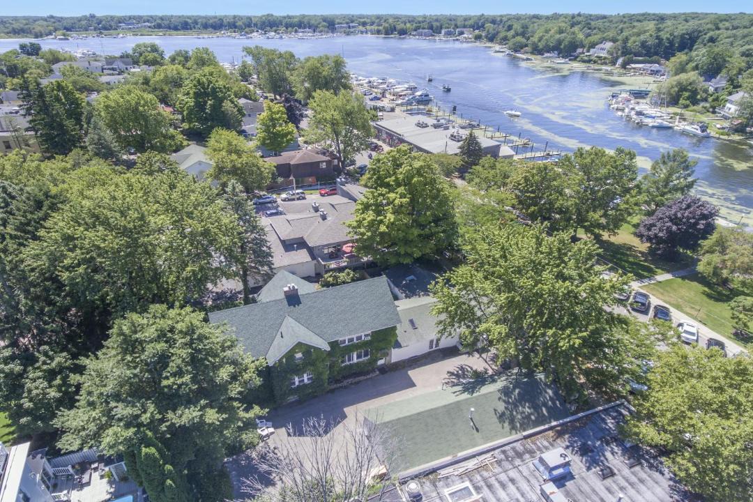 Photo of Others in Saugatuck