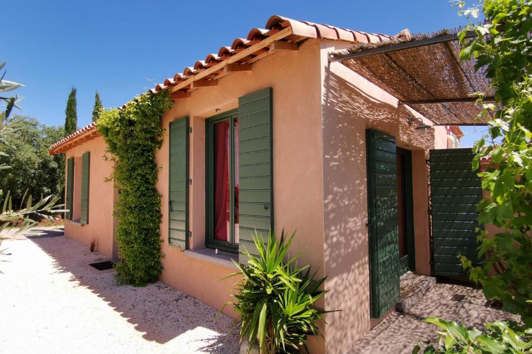 Photo of Others in Octon