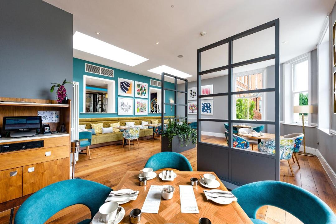 Photo of Others in Oakley