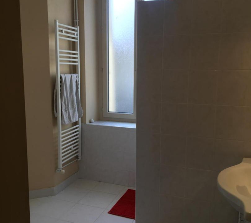Photo of Bathroom in La Tour-du-Pin