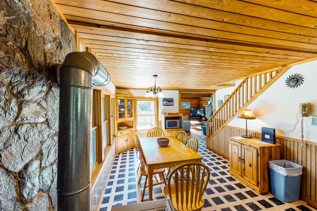 Photo of Others in Green Mountains