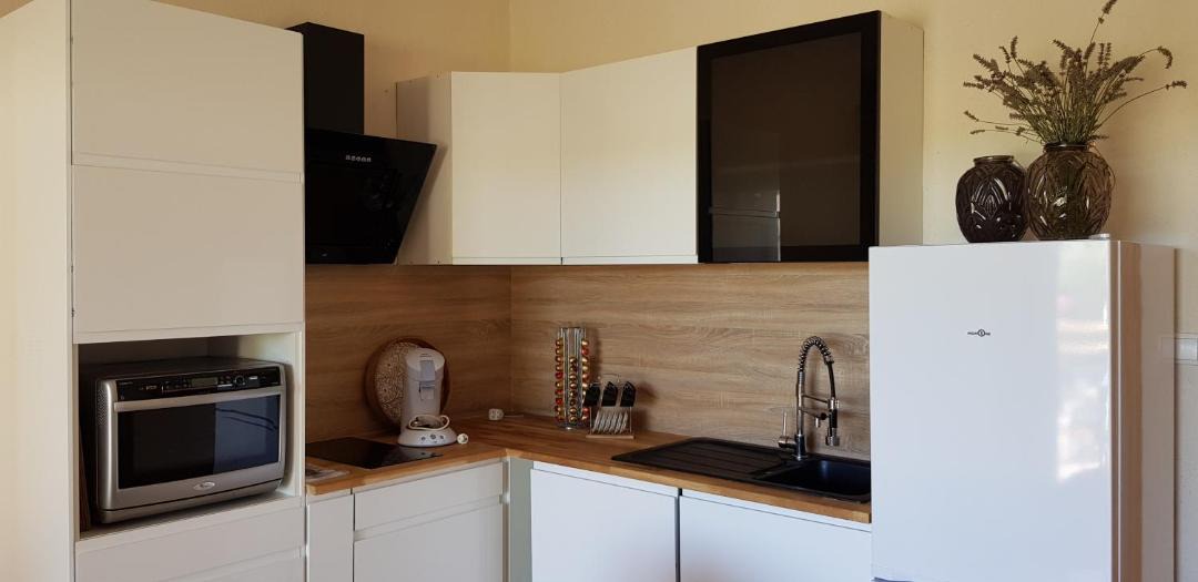 Photo of Kitchen in Junas