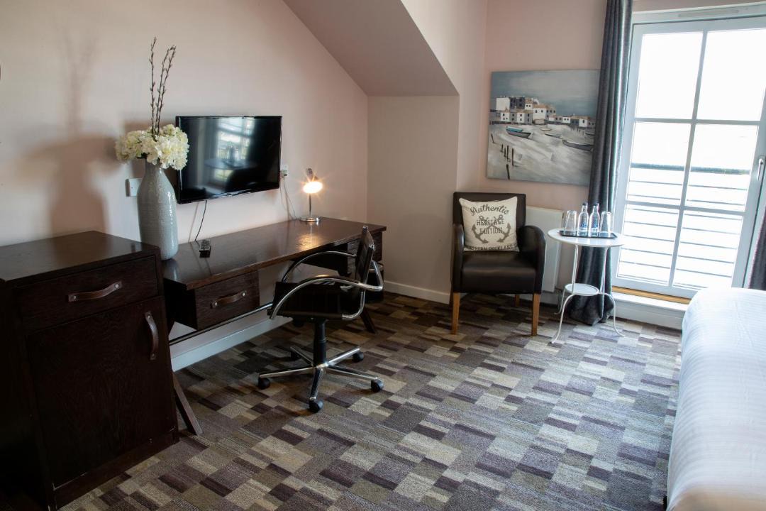 Photo of Others in Fintry