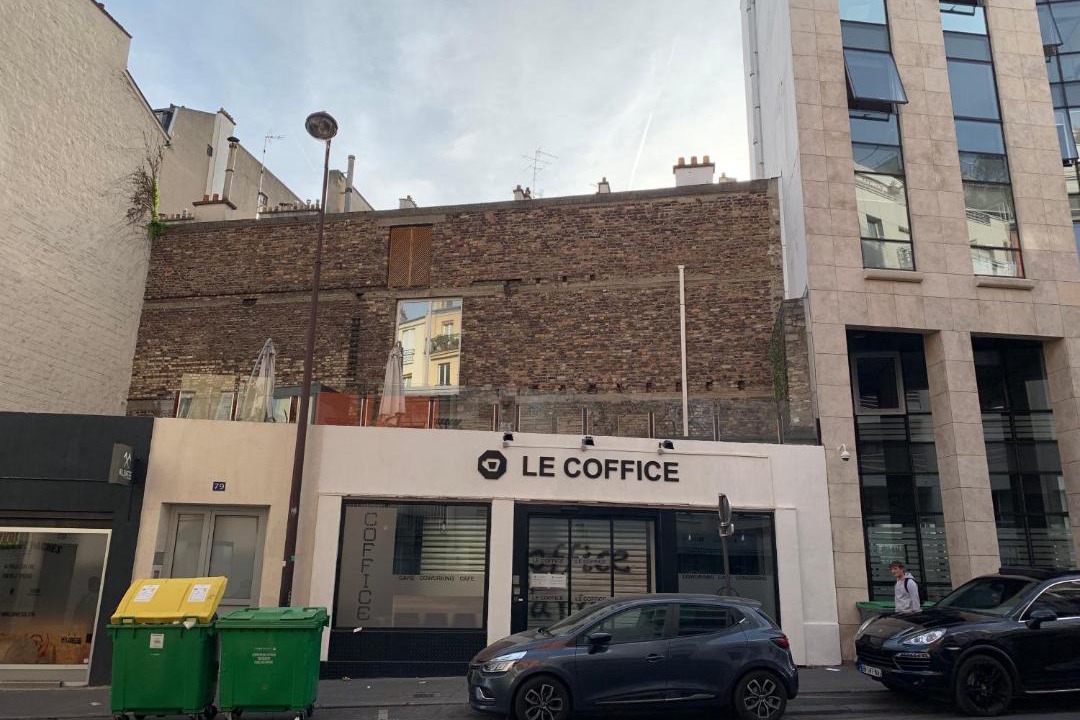 Photo of Buildings in Gare