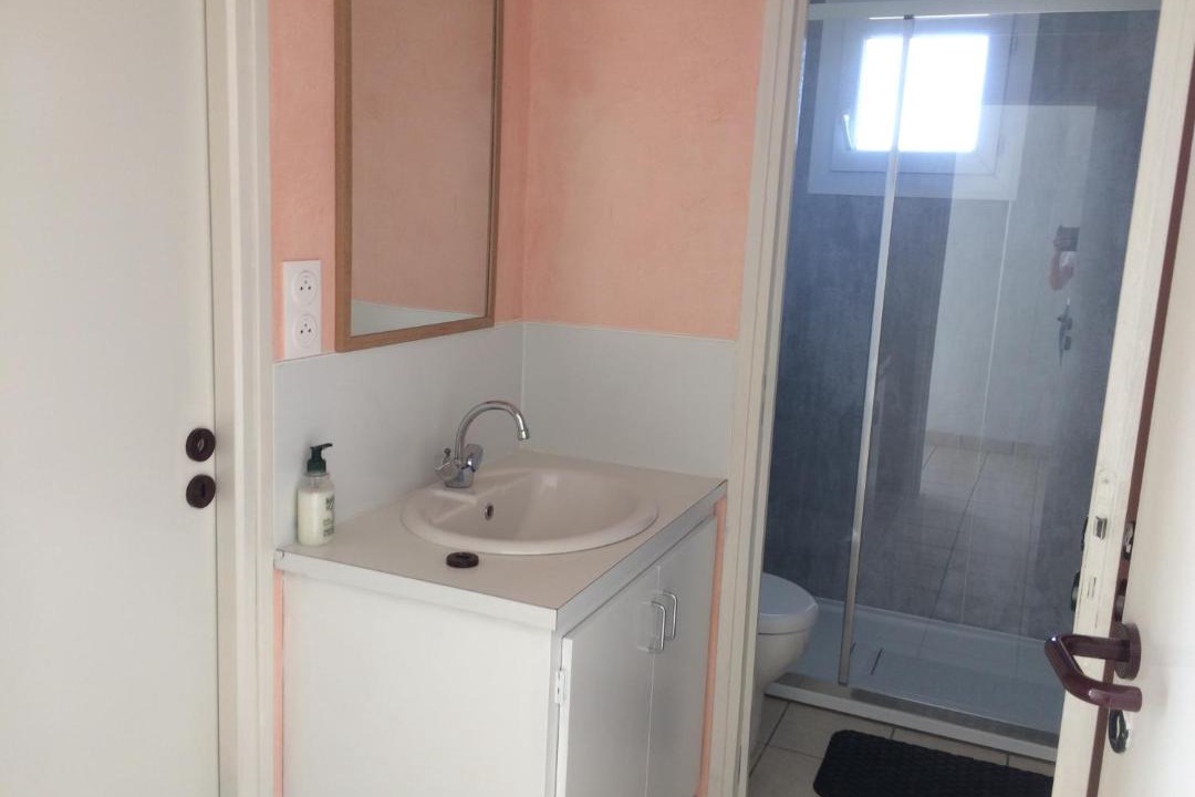 Photo of Others in Le Pin