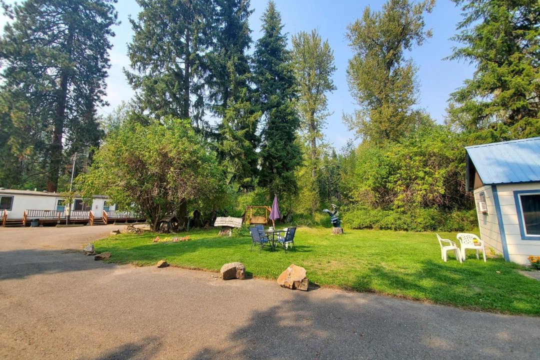 Photo of Others in St. Regis