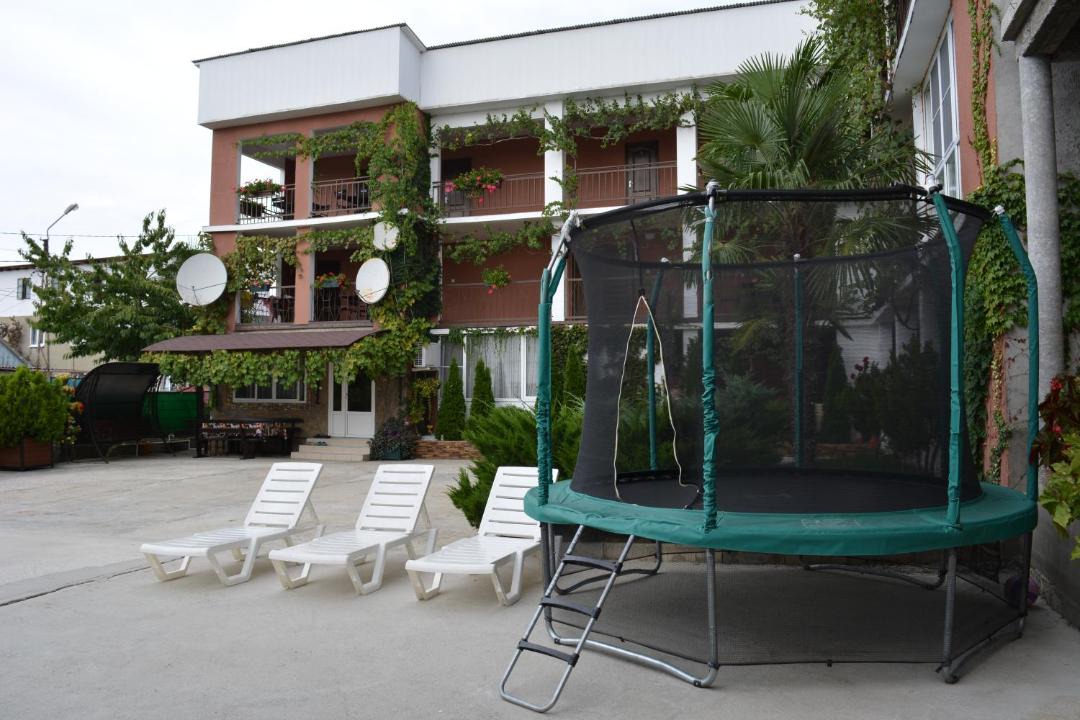 Photo of Others in Vardane