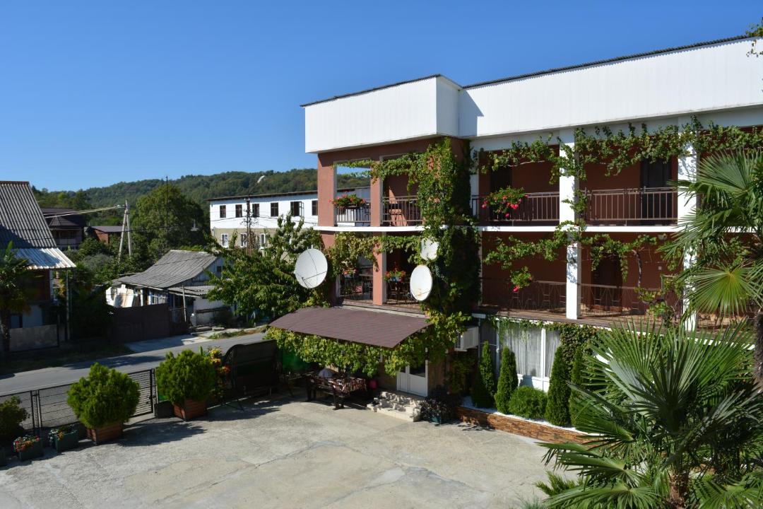 Photo of Buildings in Vardane