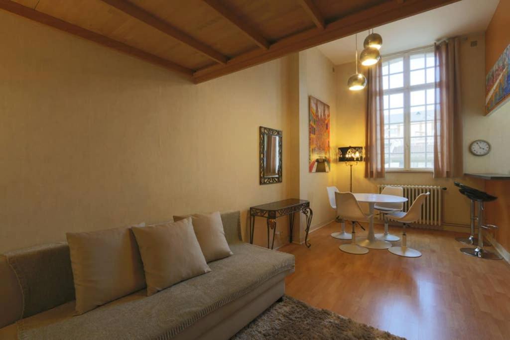 Photo of Livingroom in Tours City Centre