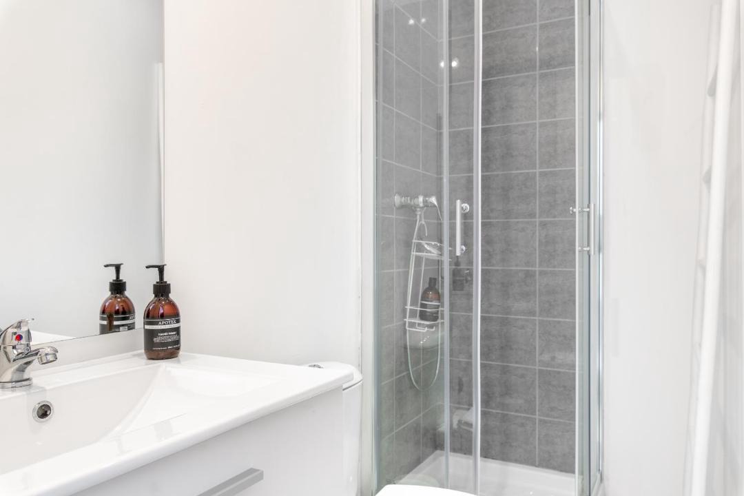 Photo of Bathroom in 4th Arrondissement