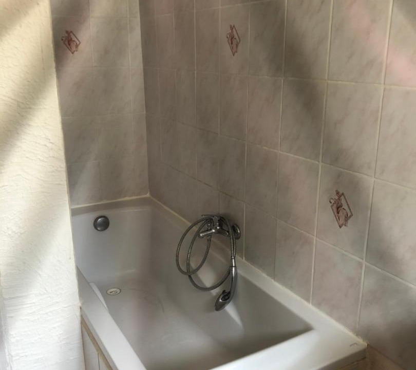 Photo of Bathroom in Beaumont-sur-Sarthe