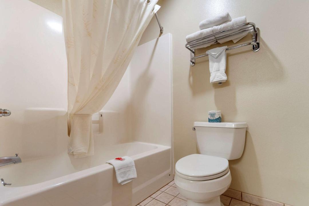 Photo of Bathroom in Valentine