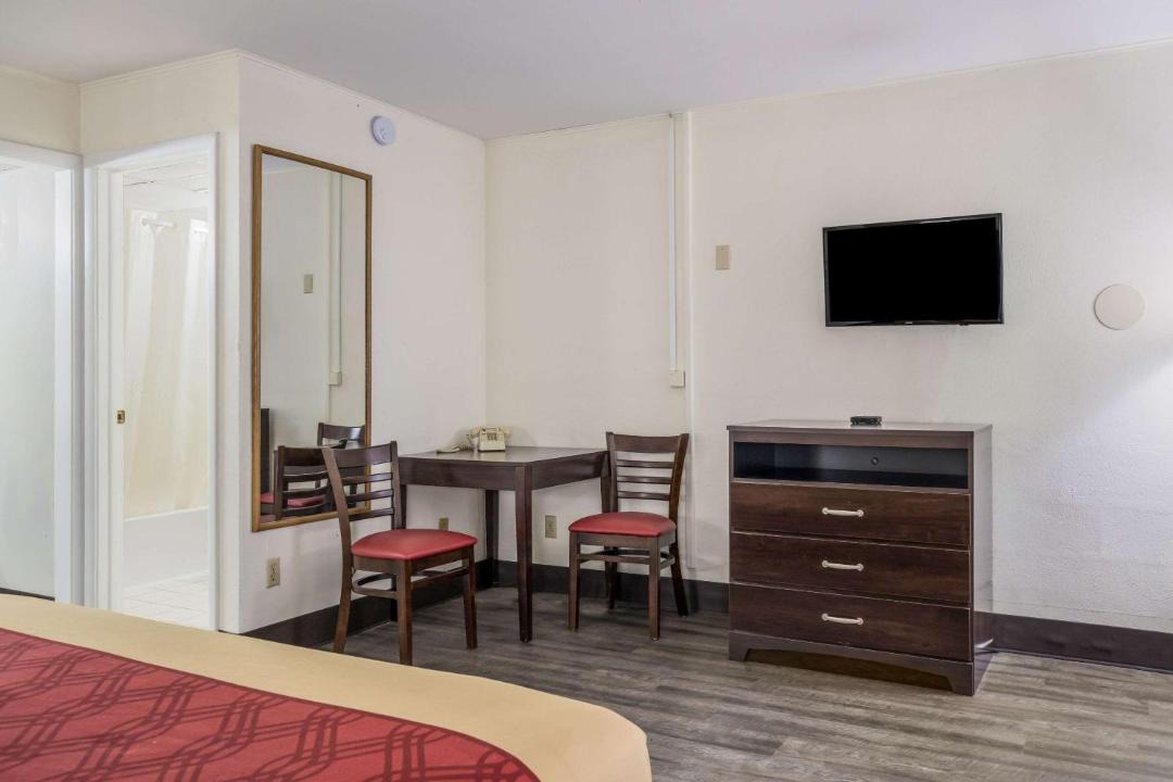 Photo of Others in Cameron