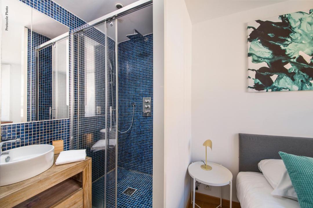 Photo of Bathroom in Capitole