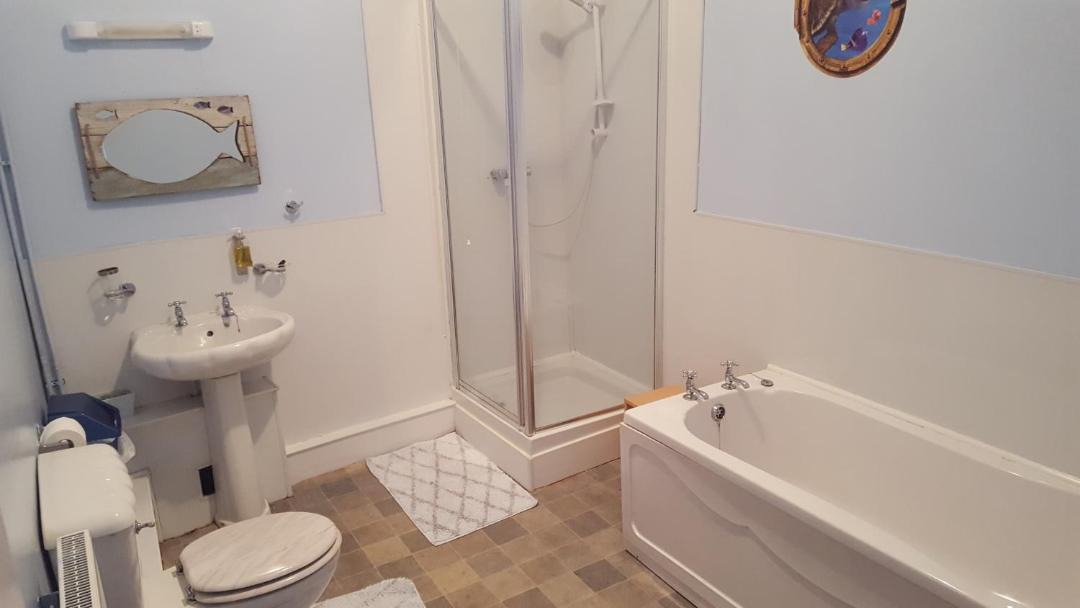 Photo of Bathroom in Dinas