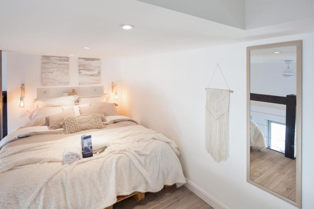 Photo of Bedroom in Trouville-sur-Mer