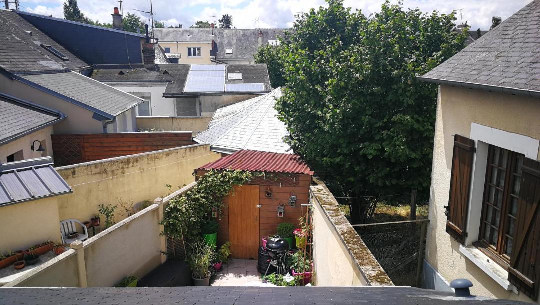 Photo of Buildings in Heuze - Saint-Georges