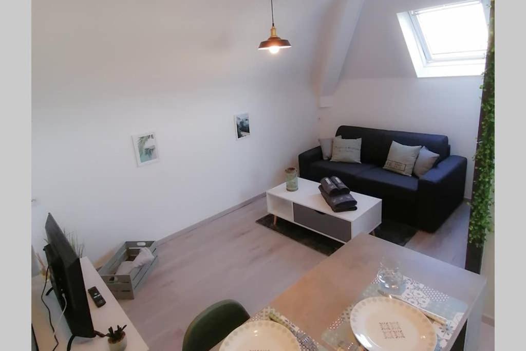 Photo of Others in Sens