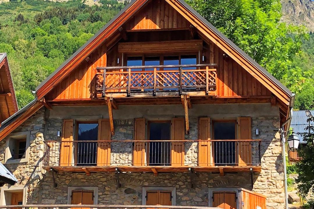 Photo of Buildings in Vaujany