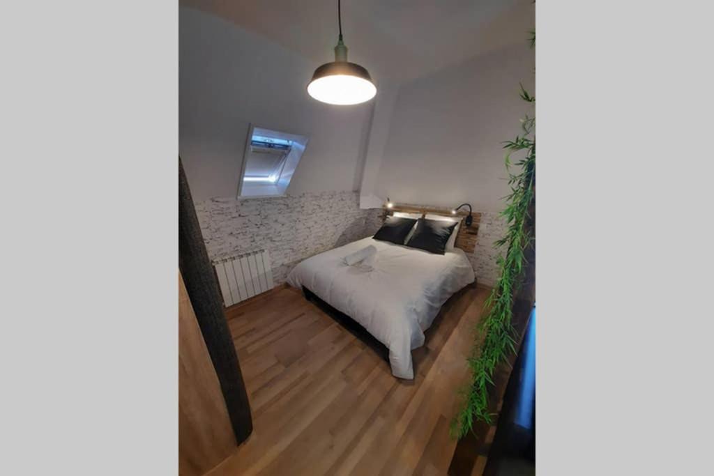 Photo of Others in Sens