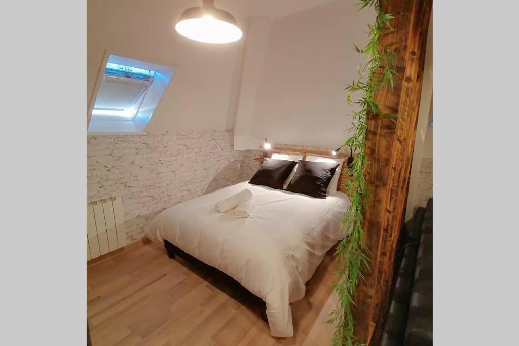 Photo of Others in Sens