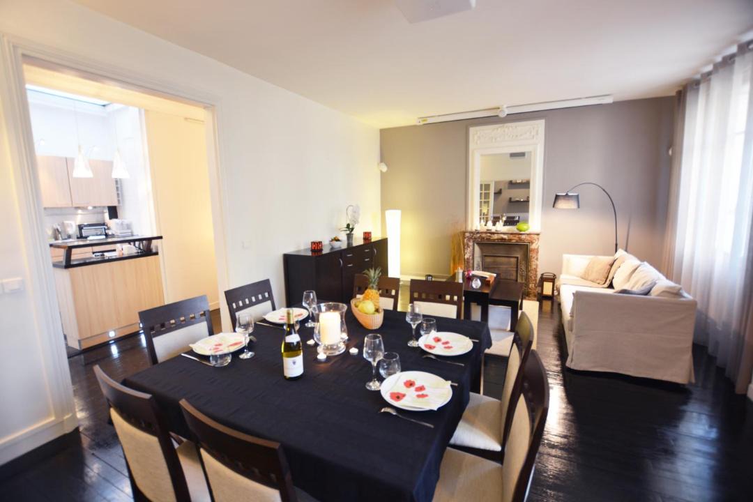 Photo of Livingroom in 18th Arrondissement
