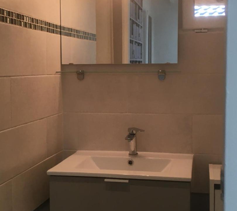 Photo of Bathroom in Meylan