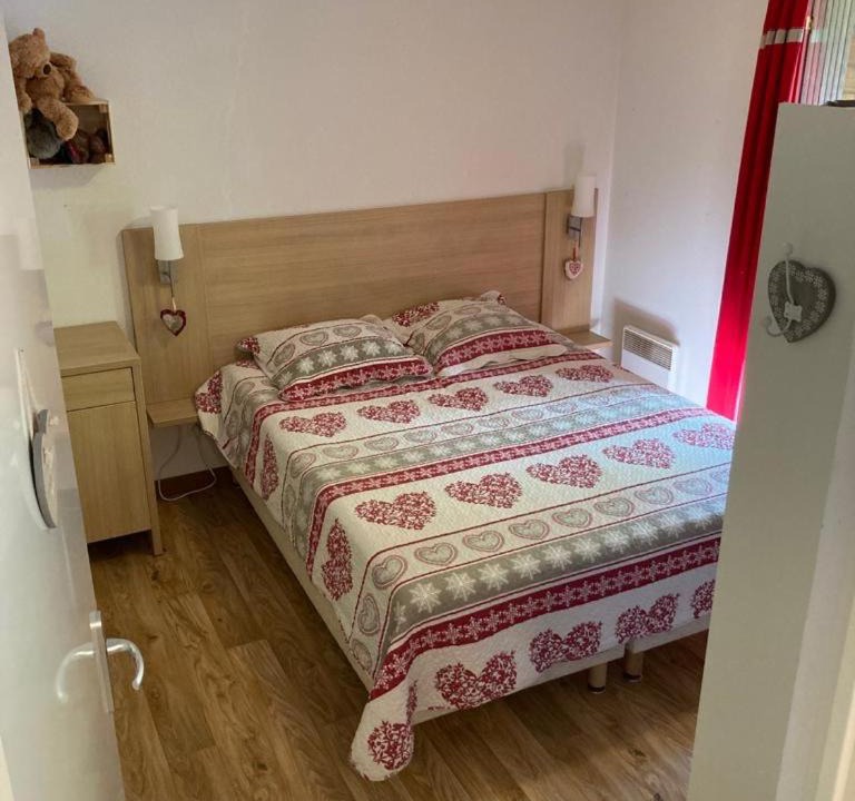 Photo of Bedroom in Bagneres-de-Luchon