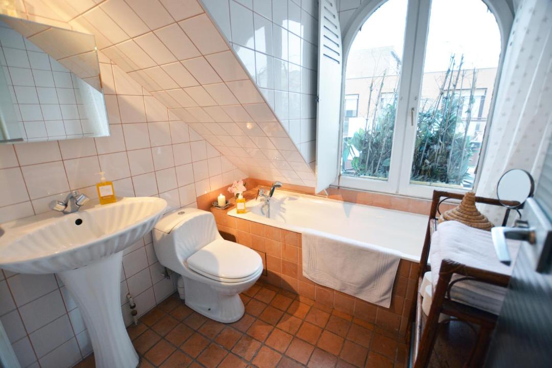 Photo of Bathroom in Quartier de la Place-Vendome