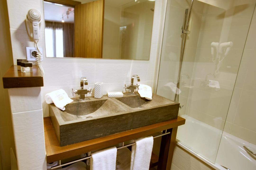 Photo of Bathroom in Las Ventas de Santa Lucia