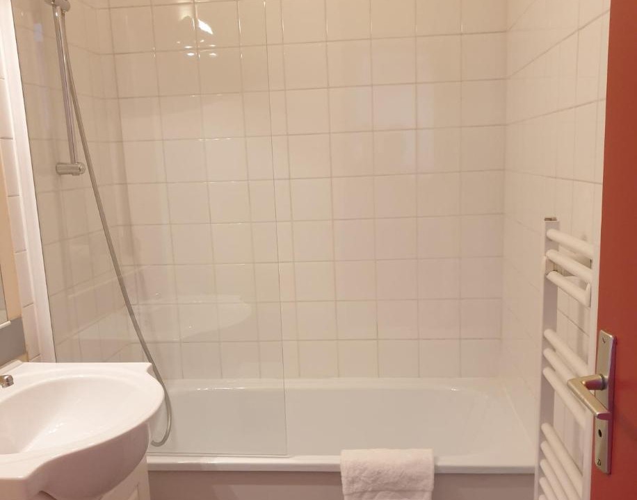 Photo of Bathroom in Bellegarde-sur-Valserine