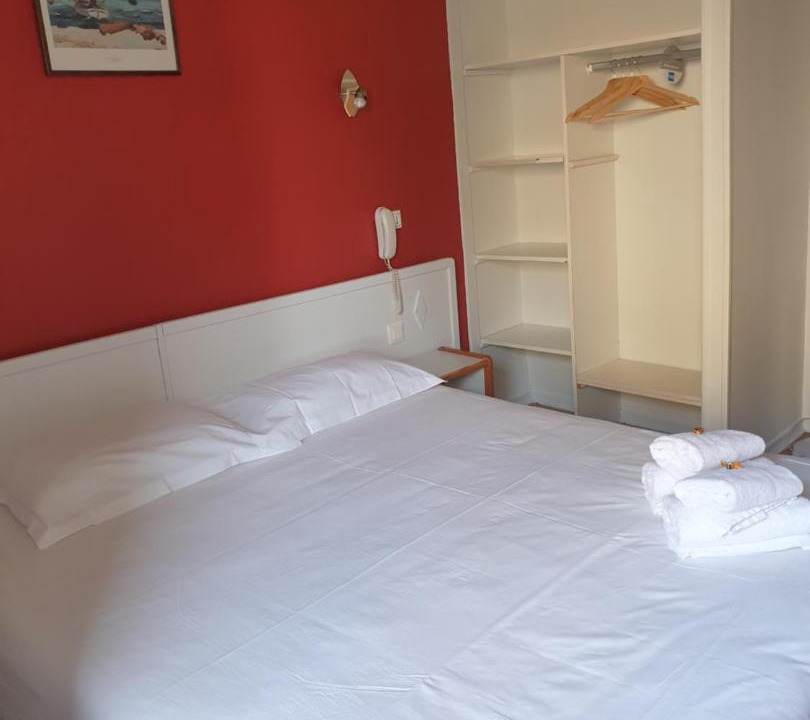 Photo of Bedroom in Bellegarde-sur-Valserine