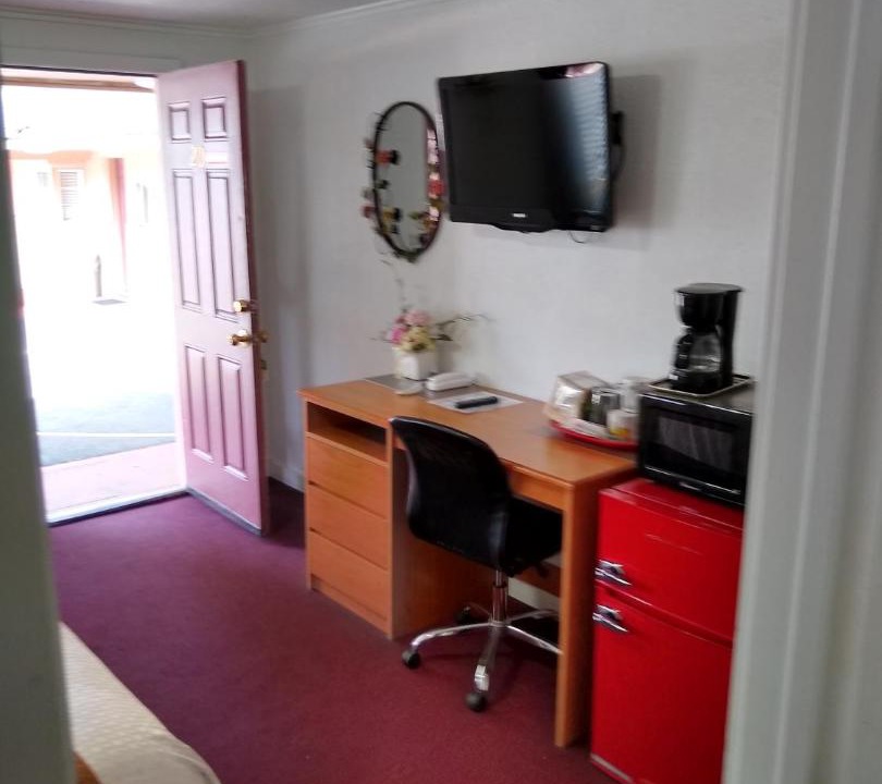 Photo of Others in Larkspur