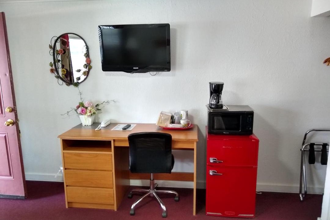 Photo of Others in Larkspur