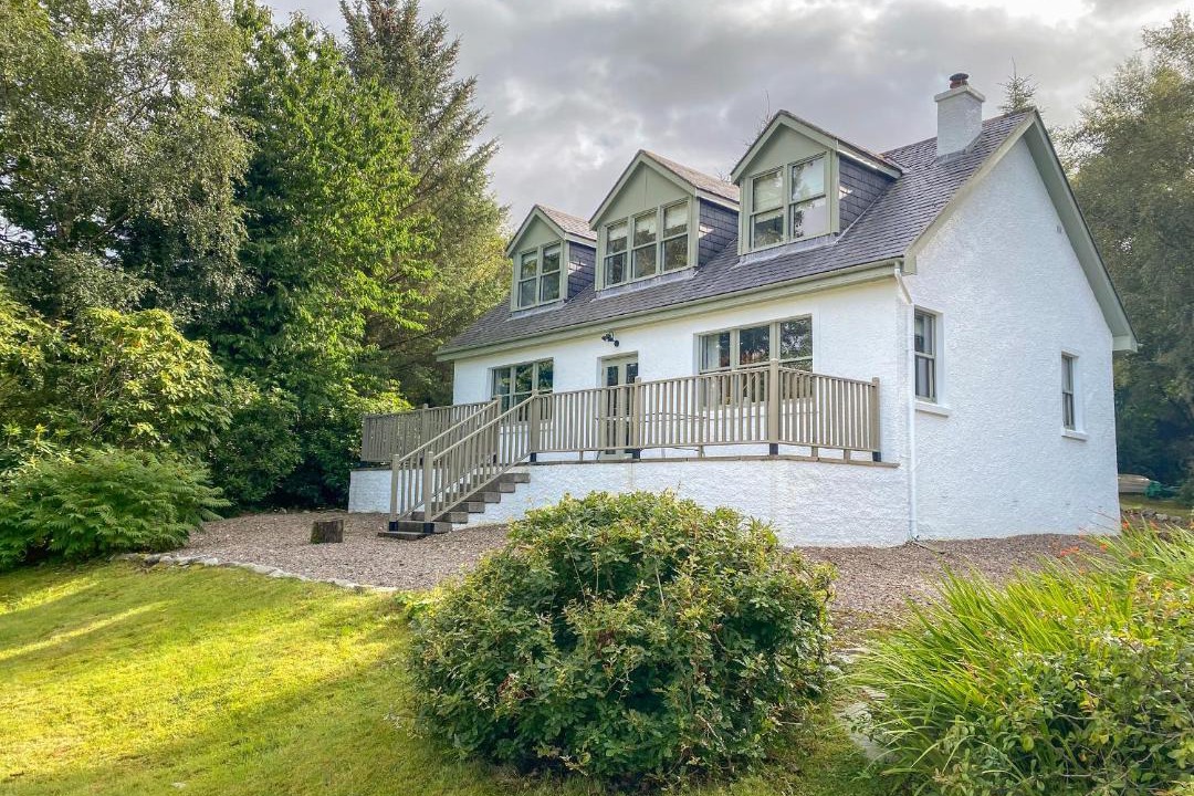 Photo of Buildings in Lochailort