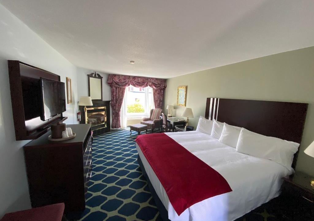 Photo of Others in Baddeck