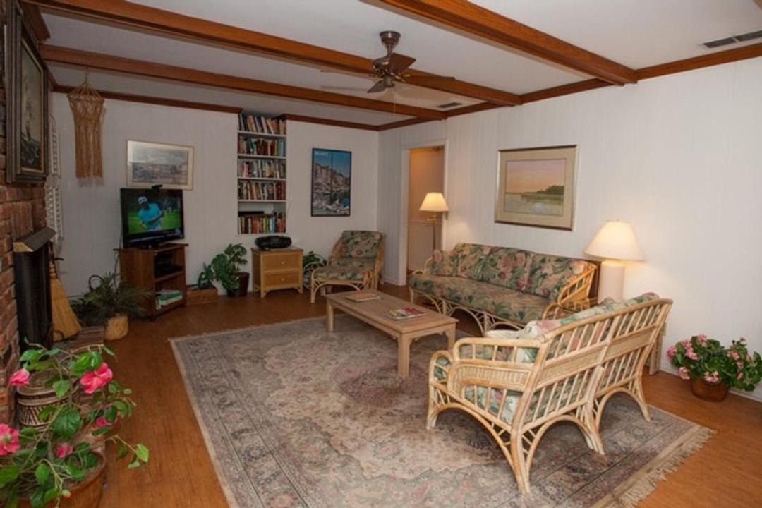Photo of Livingroom in Jekyll Island