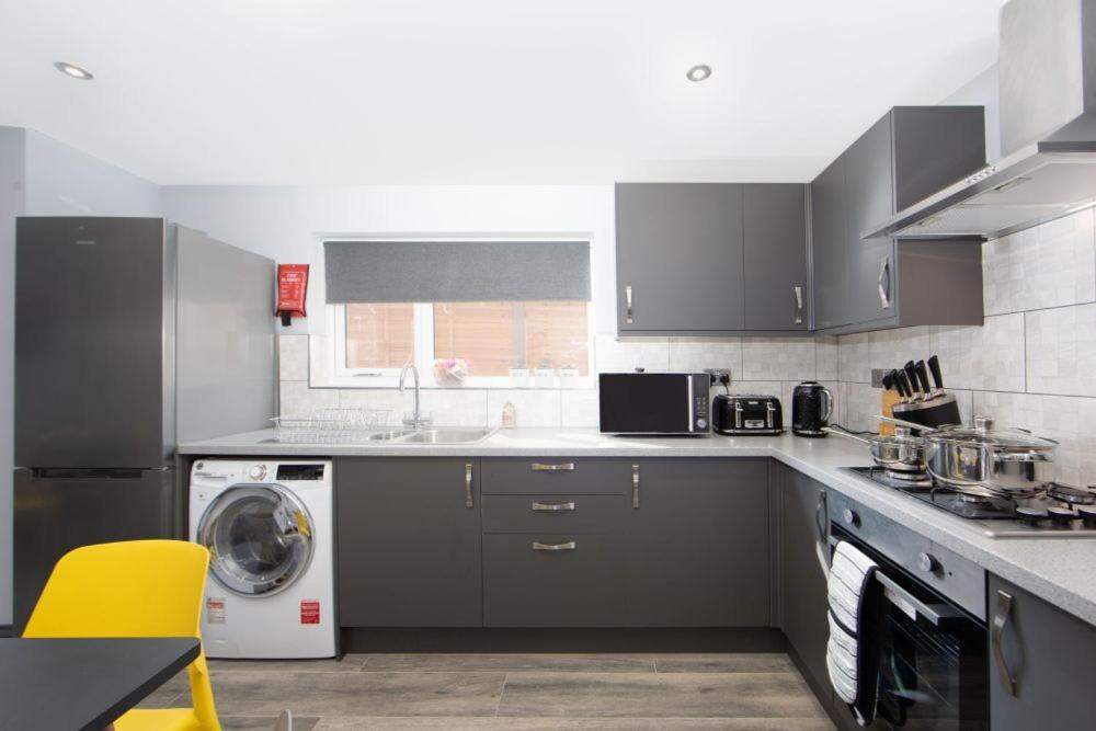 Photo of Others in Ashford