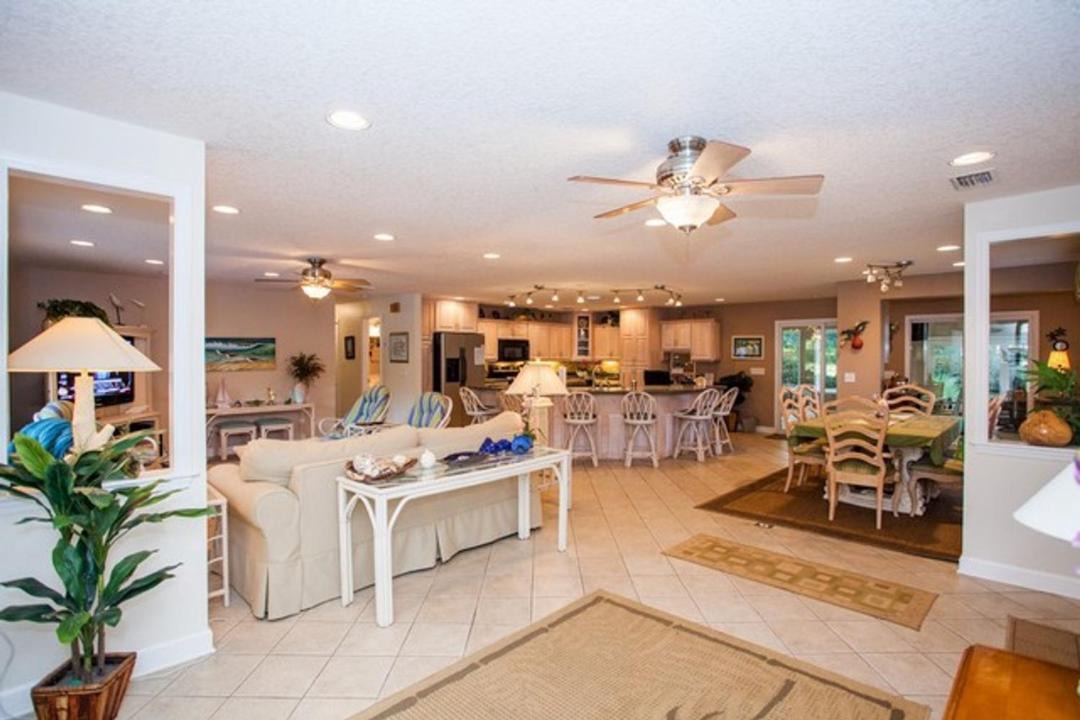 Photo of Livingroom in Jekyll Island