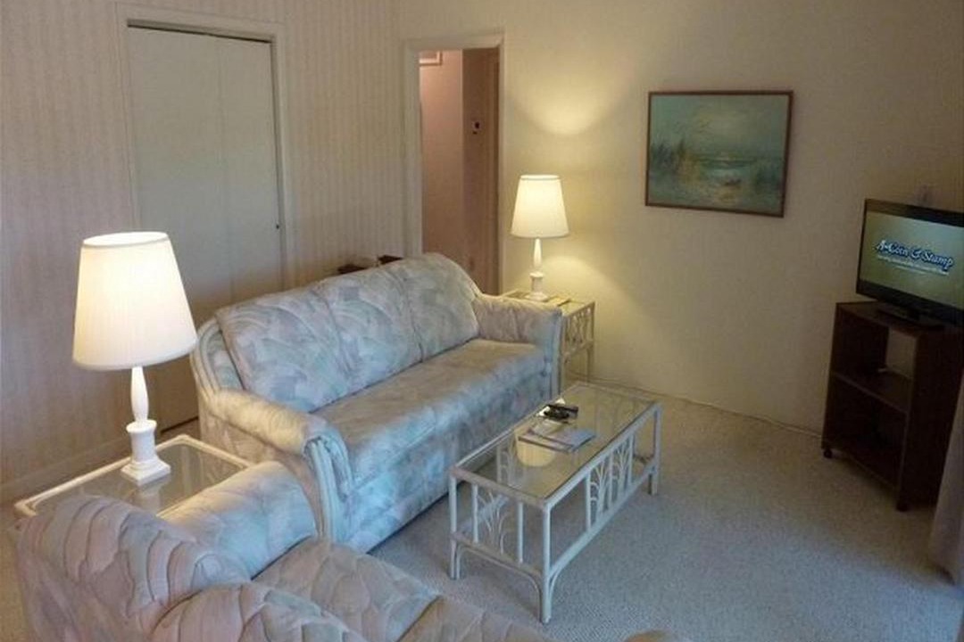 Photo of Livingroom in Jekyll Island