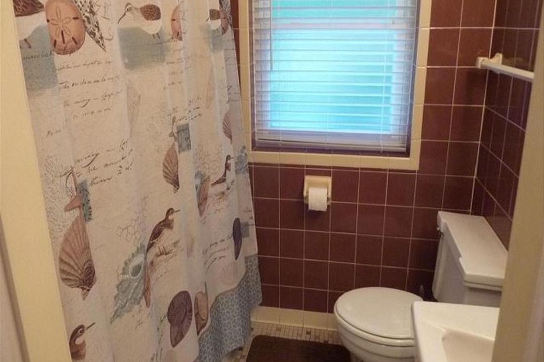 Photo of Bathroom in Jekyll Island